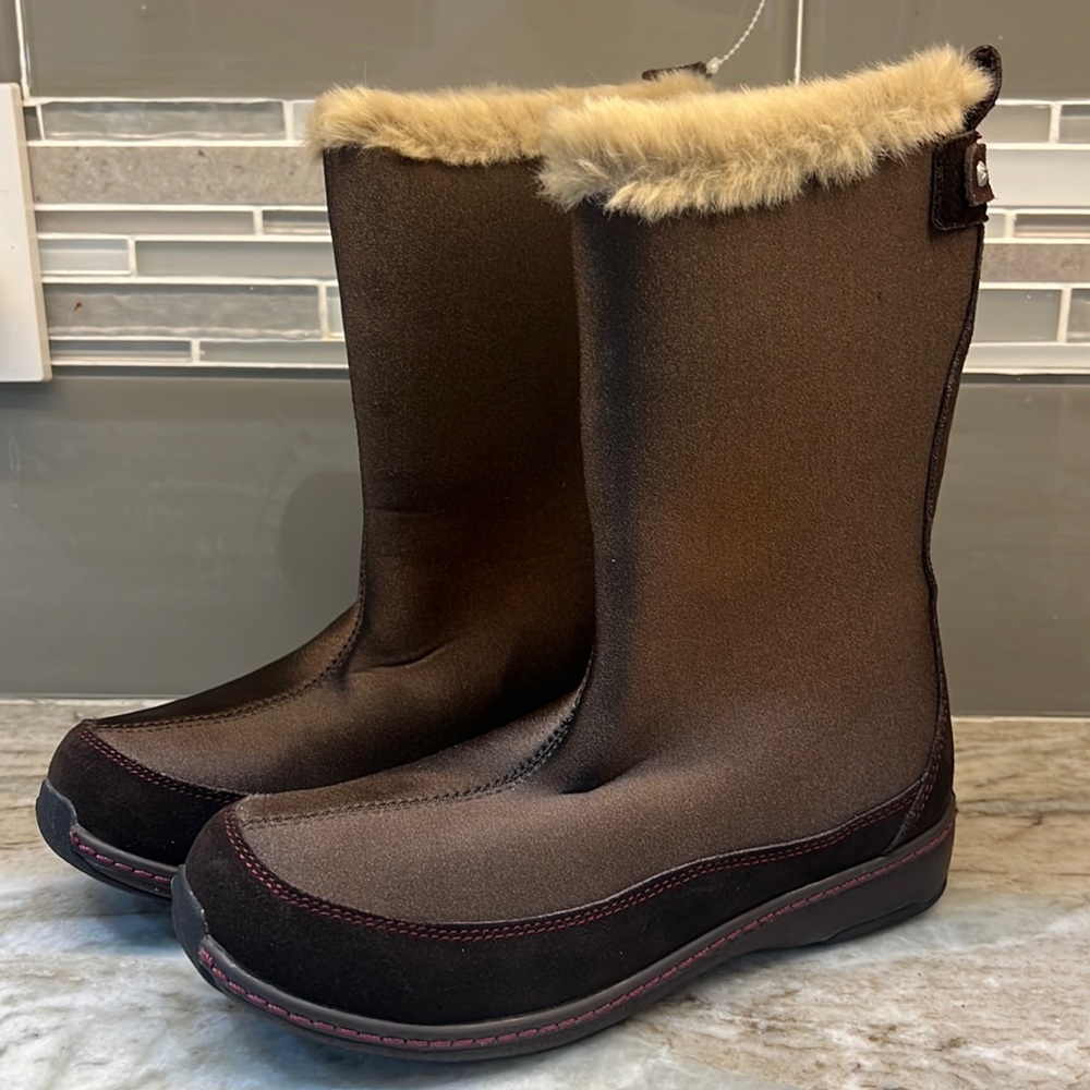 Aetrex winter snow weatherproof boots fur line neoprene NWT good arch orthotic